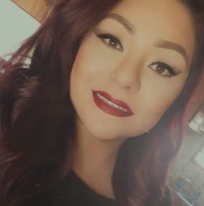 Meet your Posher, Carolina